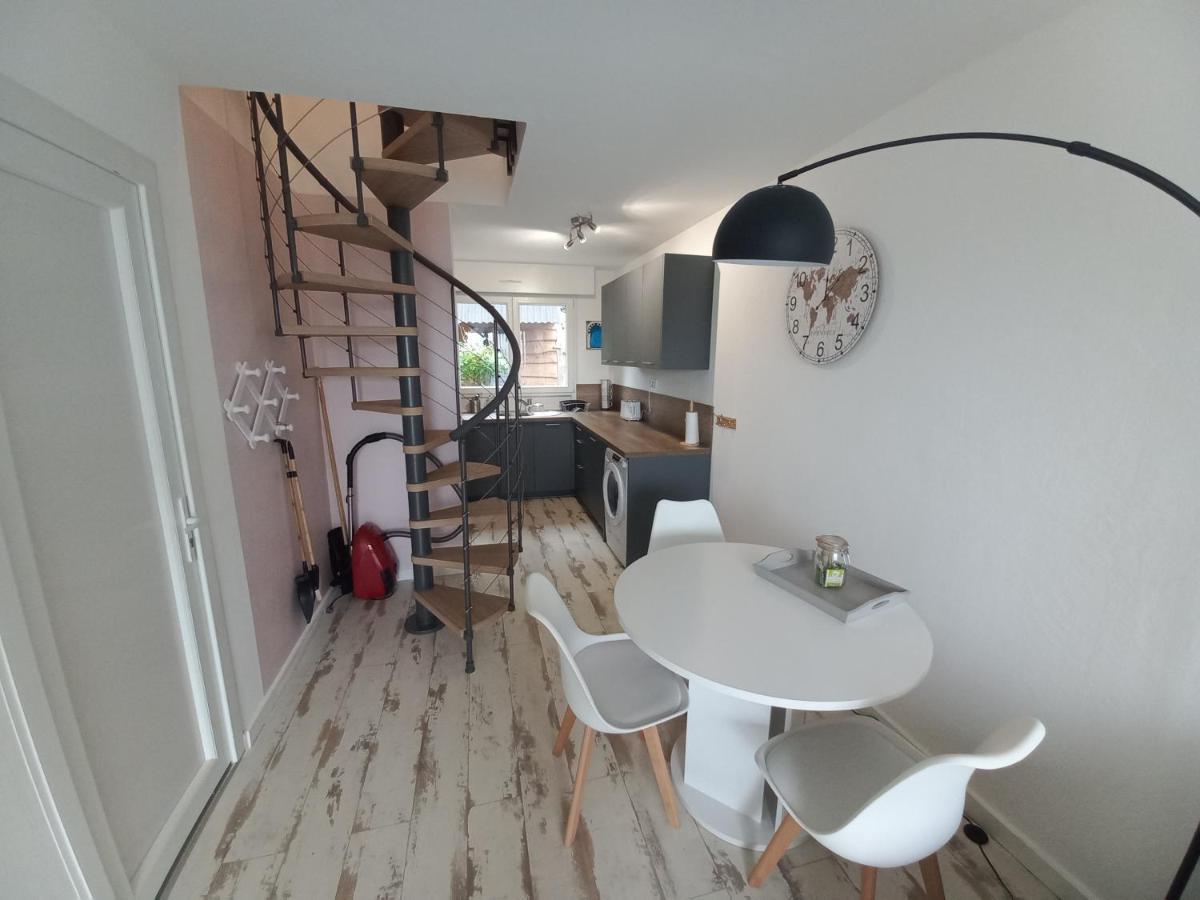 Duplex Du Bois D'Amour Quimper Exterior photo